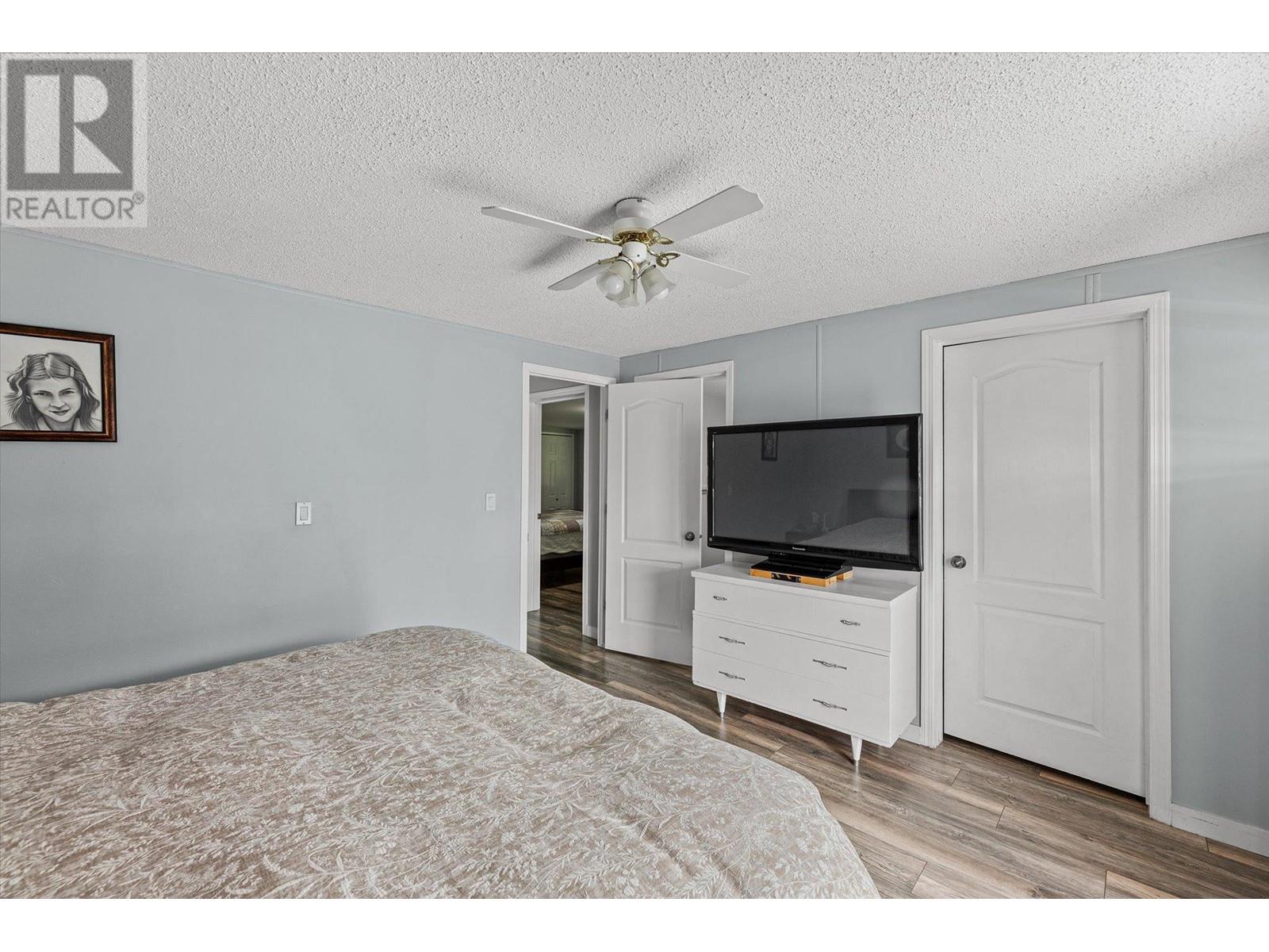 203 720 Commonwealth Road, Kelowna