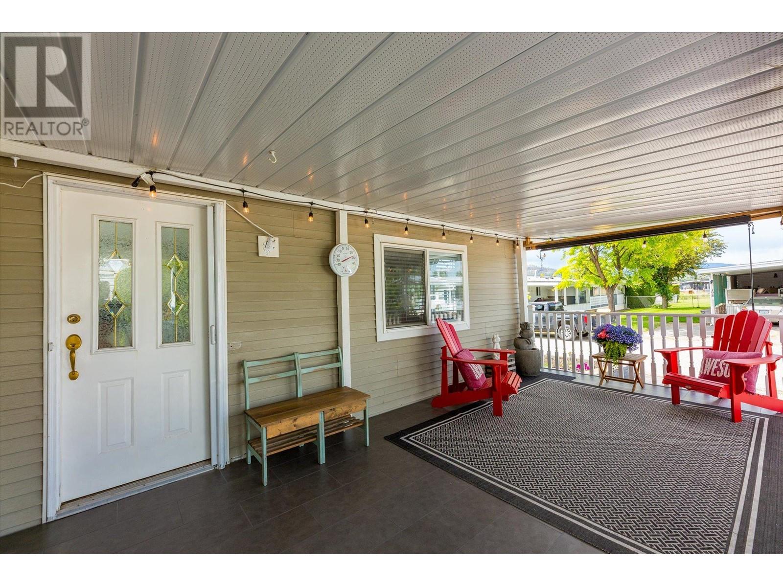 203 720 Commonwealth Road, Kelowna