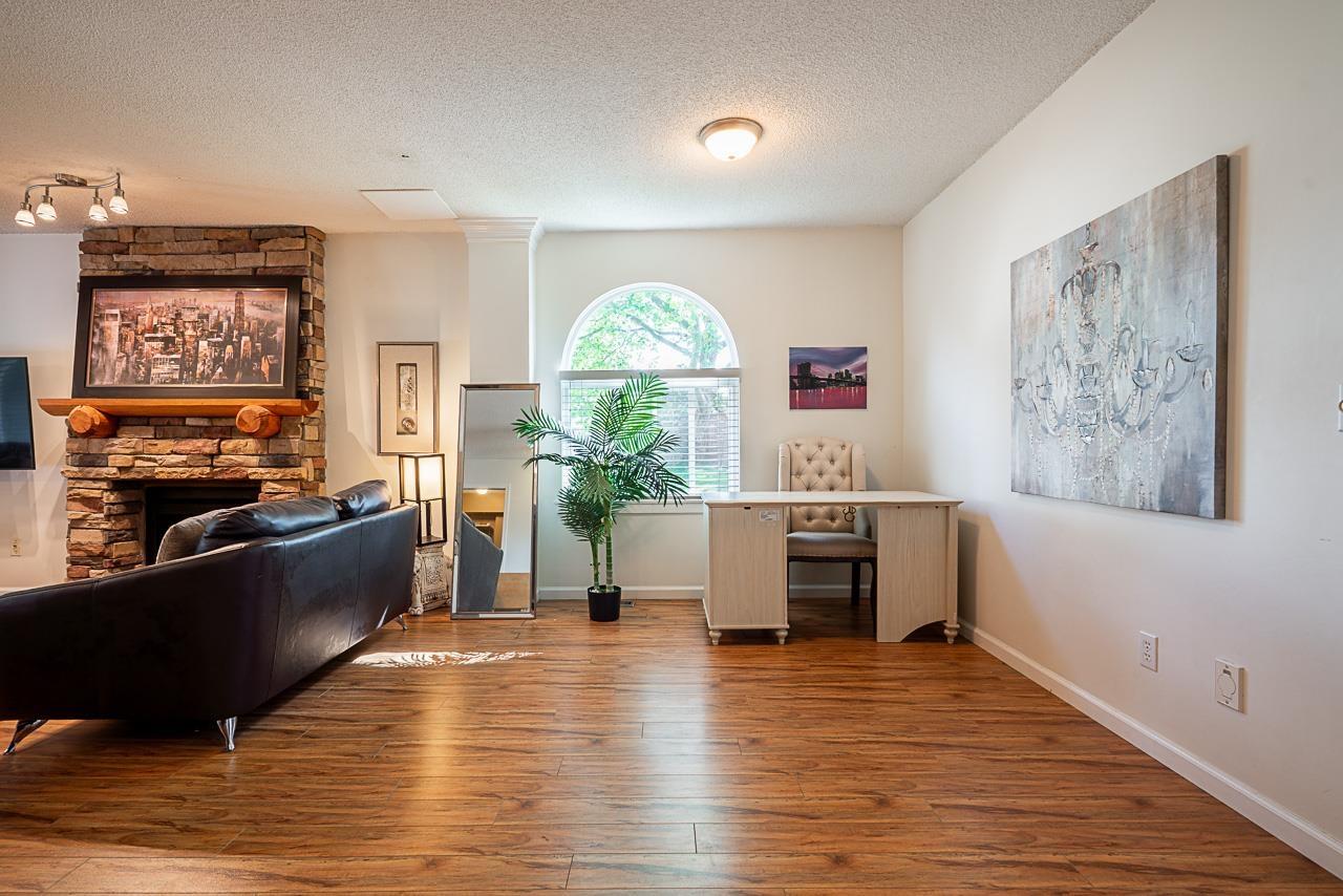 12 9045 WALNUT GROVE DRIVE, Langley real estate listing R3008951
