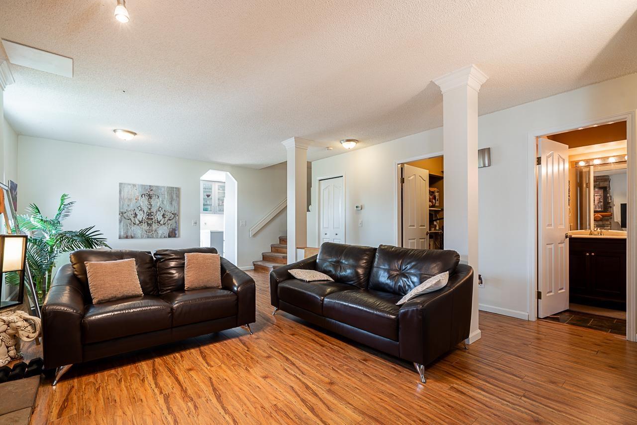 12 9045 WALNUT GROVE DRIVE, Langley real estate listing R3008951