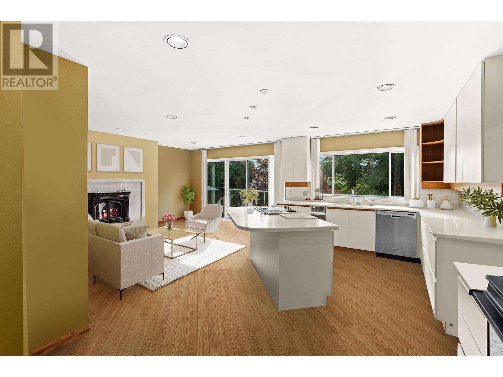 860 FAIRMILE ROAD, West Vancouver