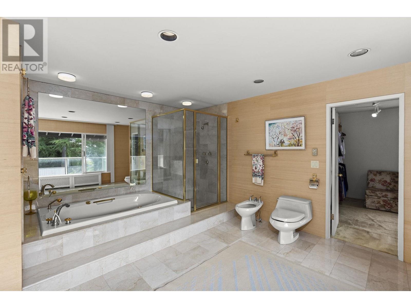 860 FAIRMILE ROAD, West Vancouver
