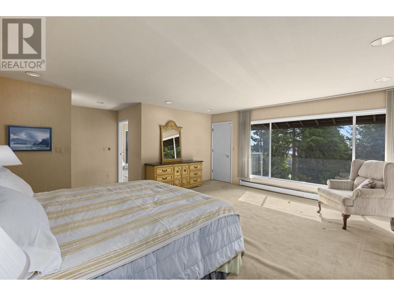 860 FAIRMILE ROAD, West Vancouver
