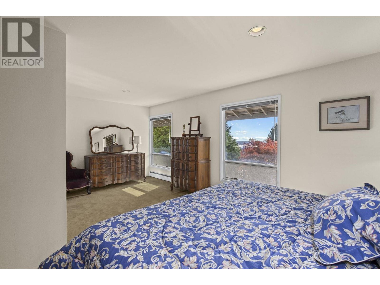 860 FAIRMILE ROAD, West Vancouver