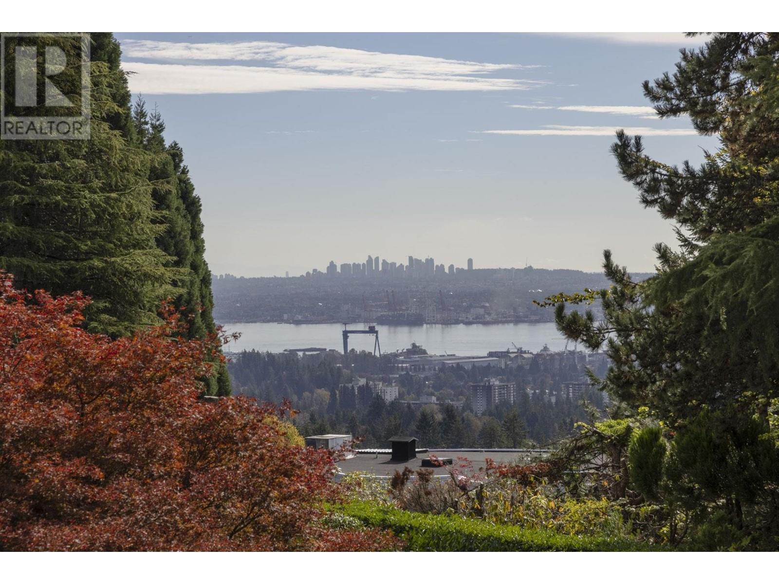 860 FAIRMILE ROAD, West Vancouver