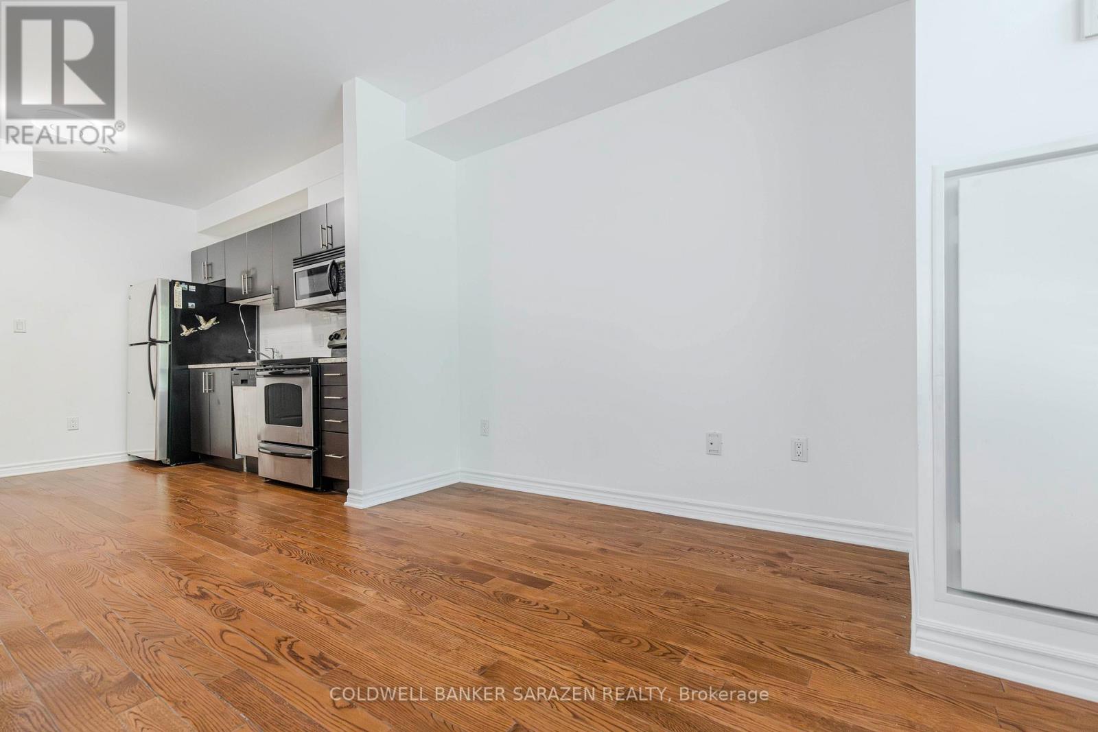 #218 429 KENT STREET - 22