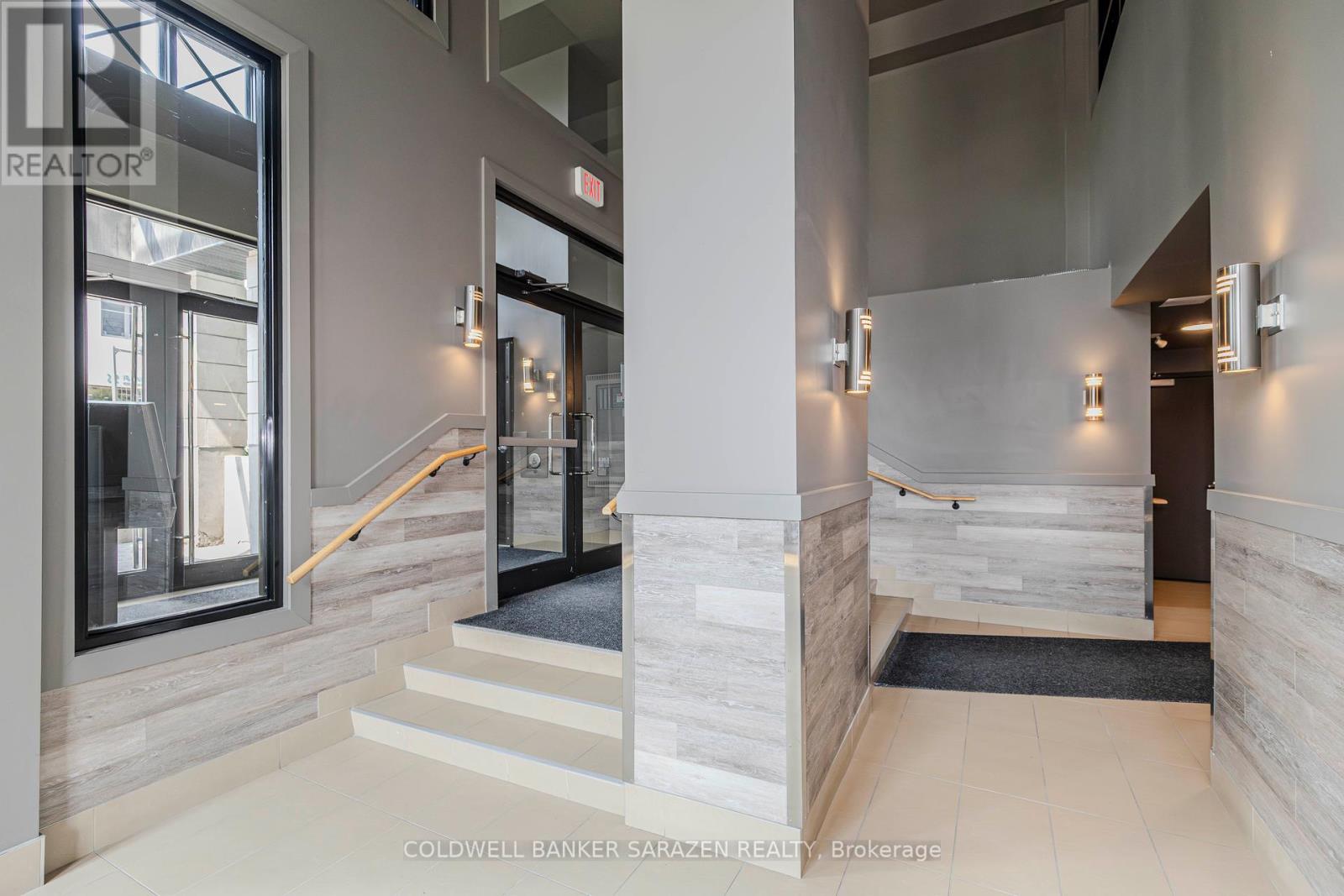 #218 429 KENT STREET - 8
