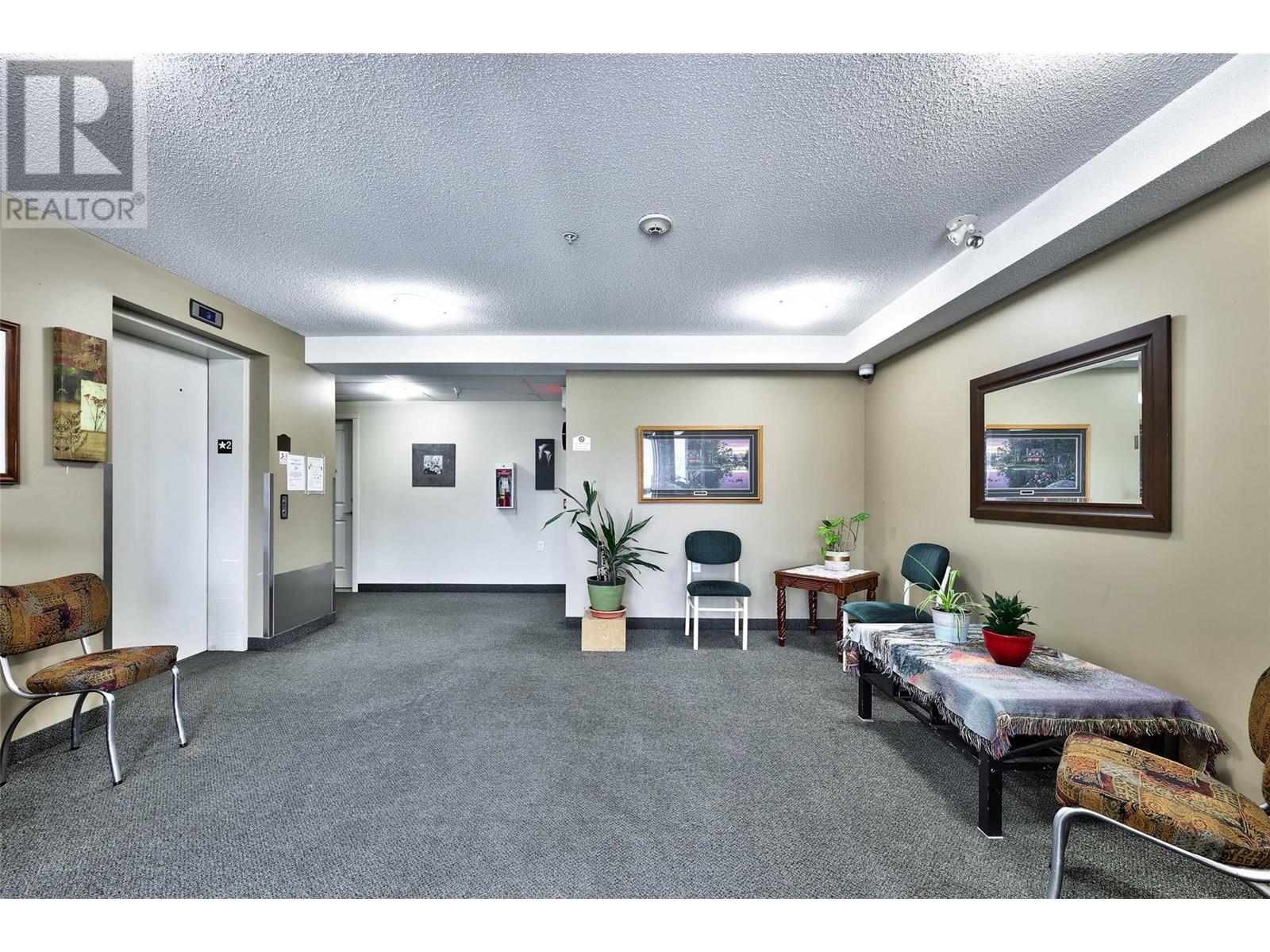 #107 375 CHERRY AVENUE - Image 19