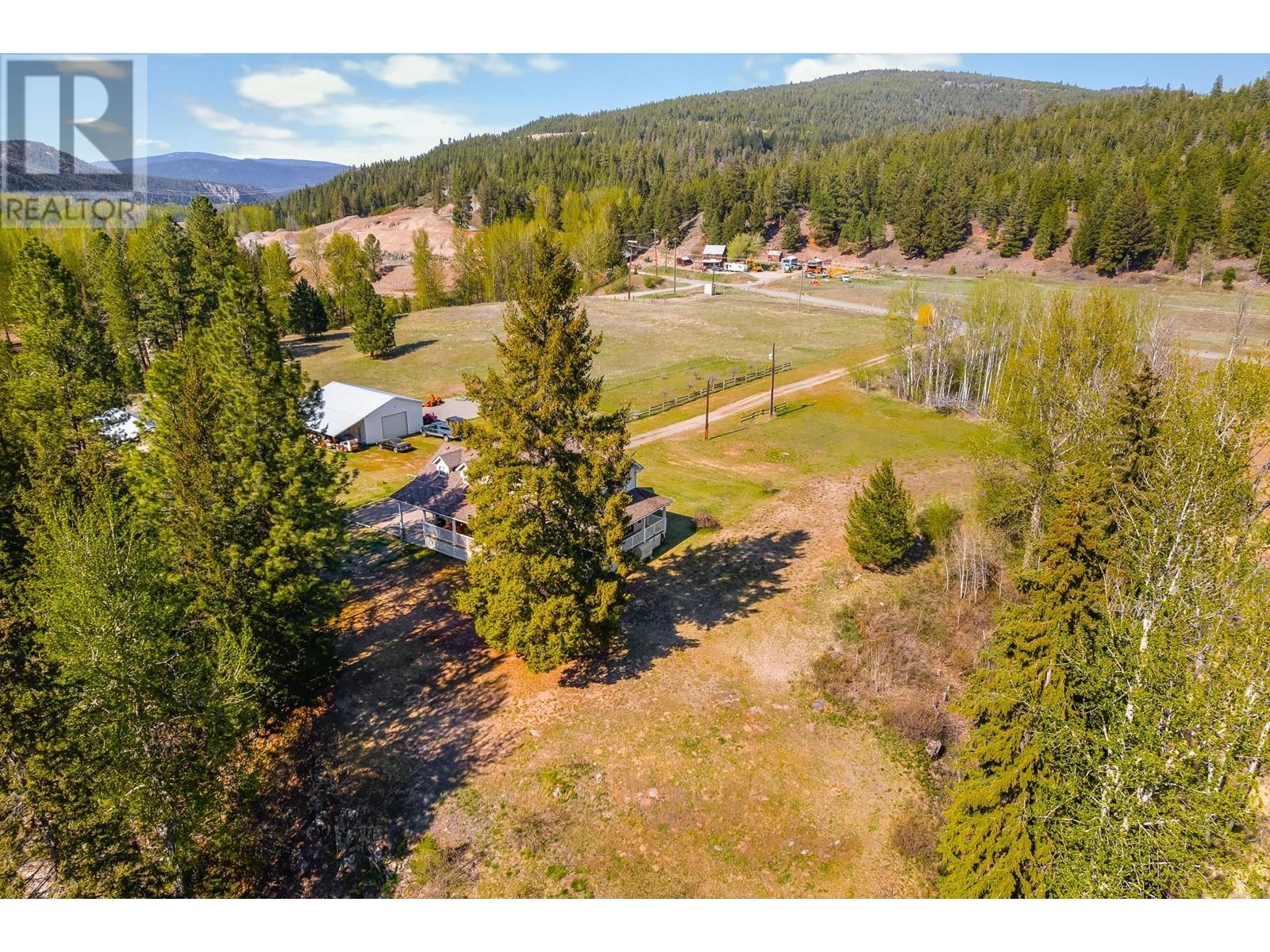 Photo 13 of 3311 Coldwater Road S, Merritt BC