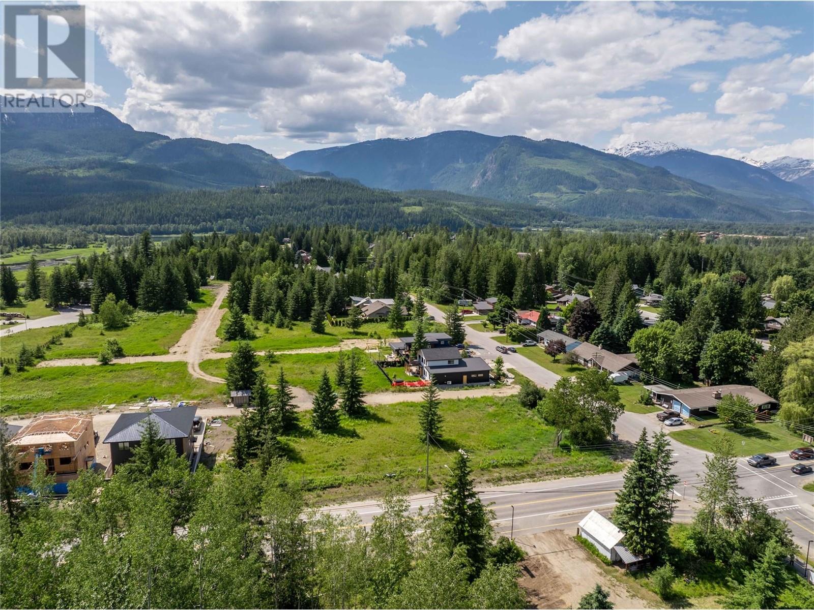 2004 Lanzo Lane Lot# SL 3, Revelstoke