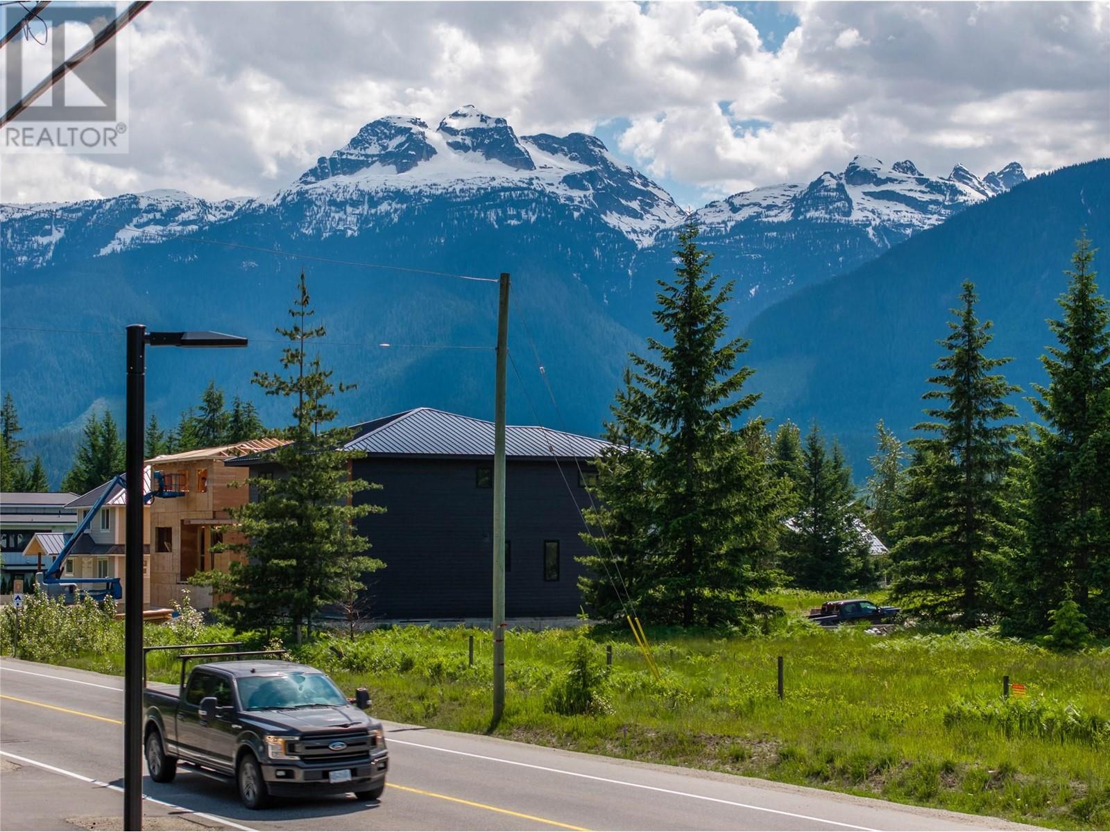2004 Lanzo Lane Lot# SL 3, Revelstoke