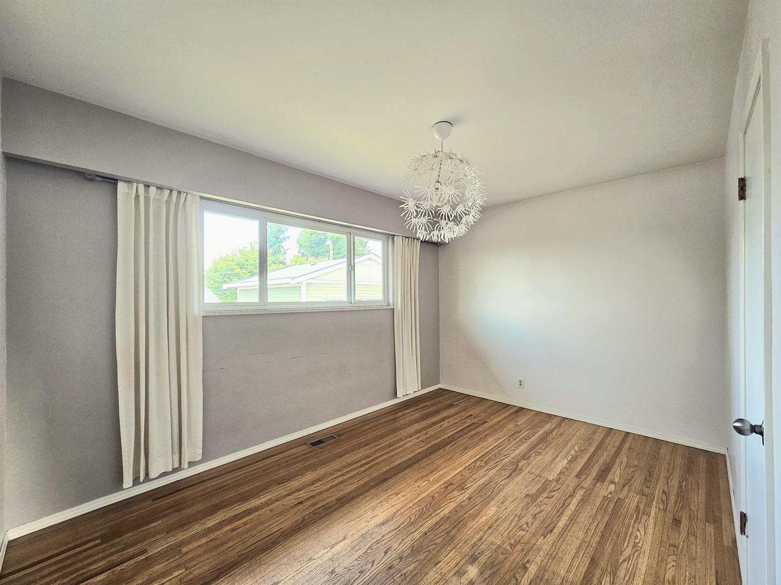 15117 CANARY DRIVE, Surrey
