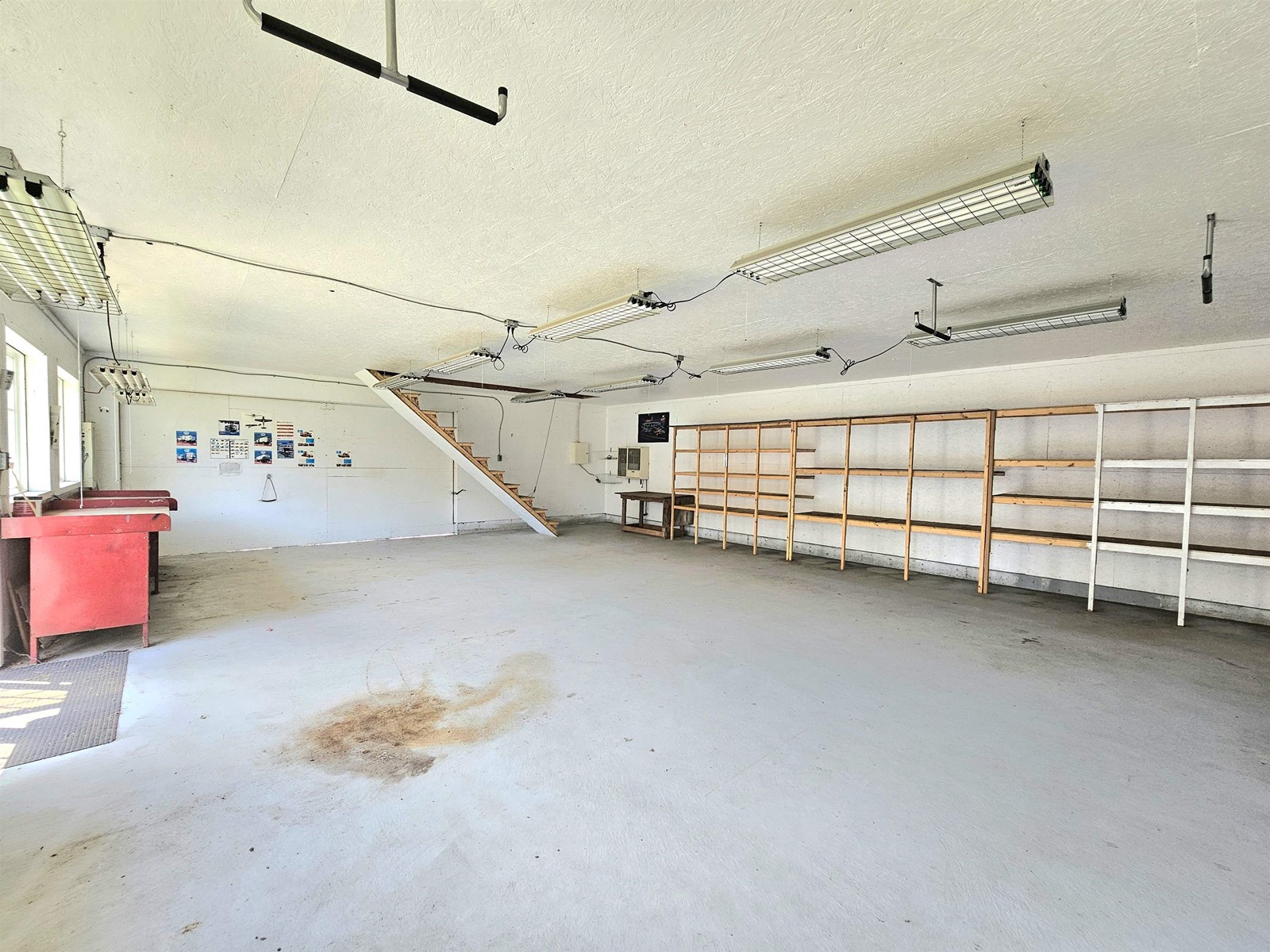 15117 CANARY DRIVE, Surrey