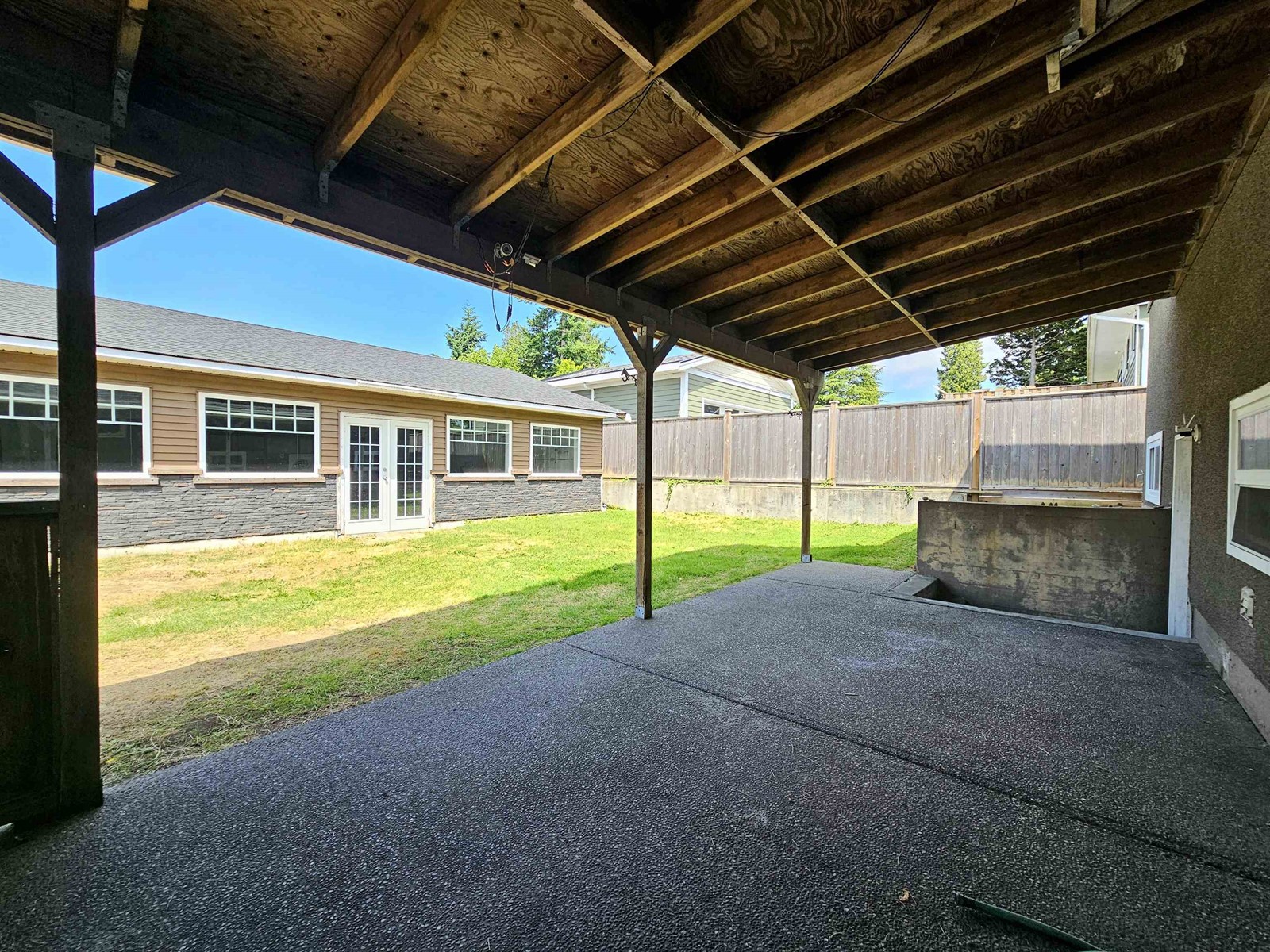 15117 CANARY DRIVE, Surrey
