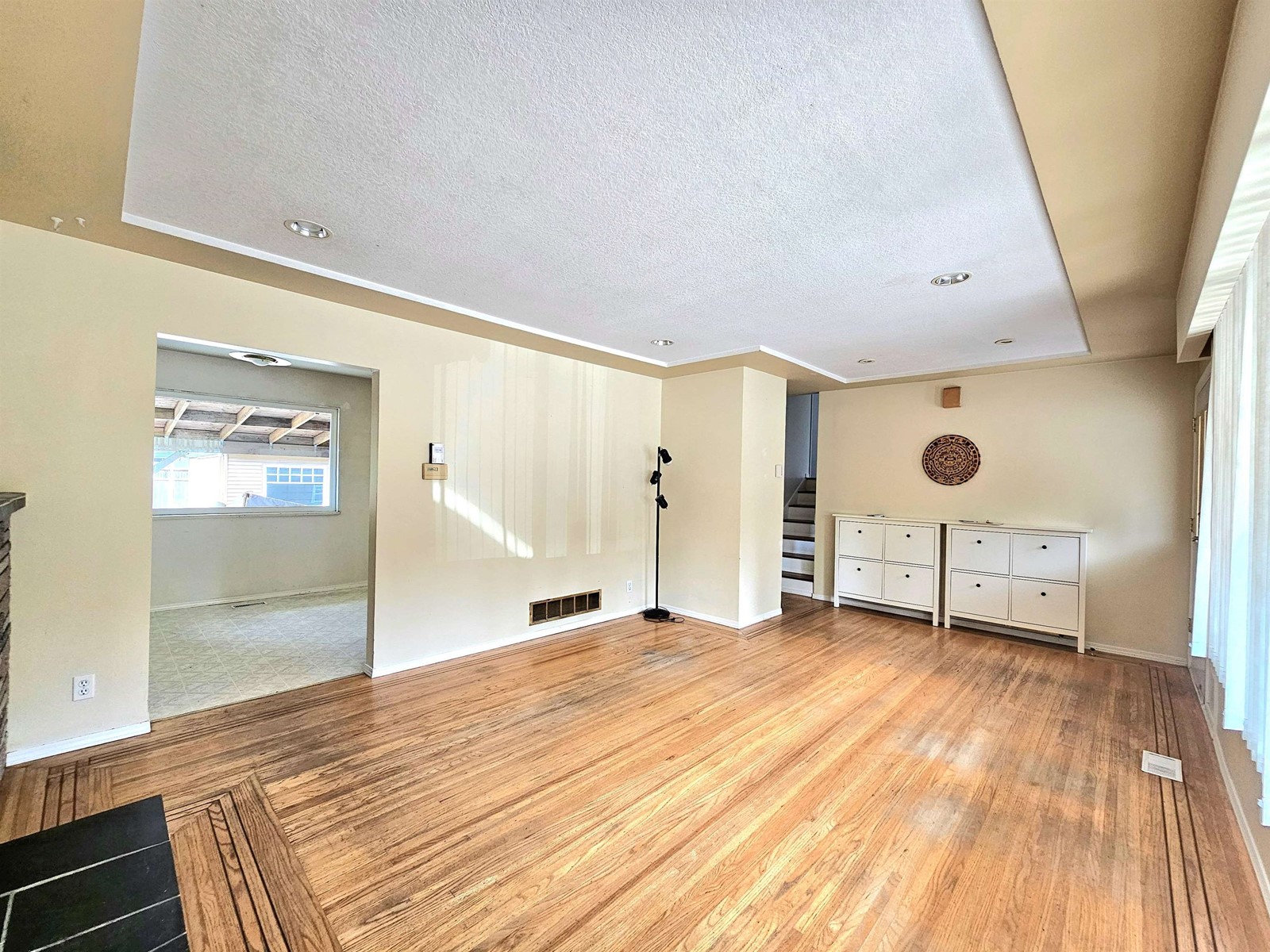 15117 CANARY DRIVE, Surrey