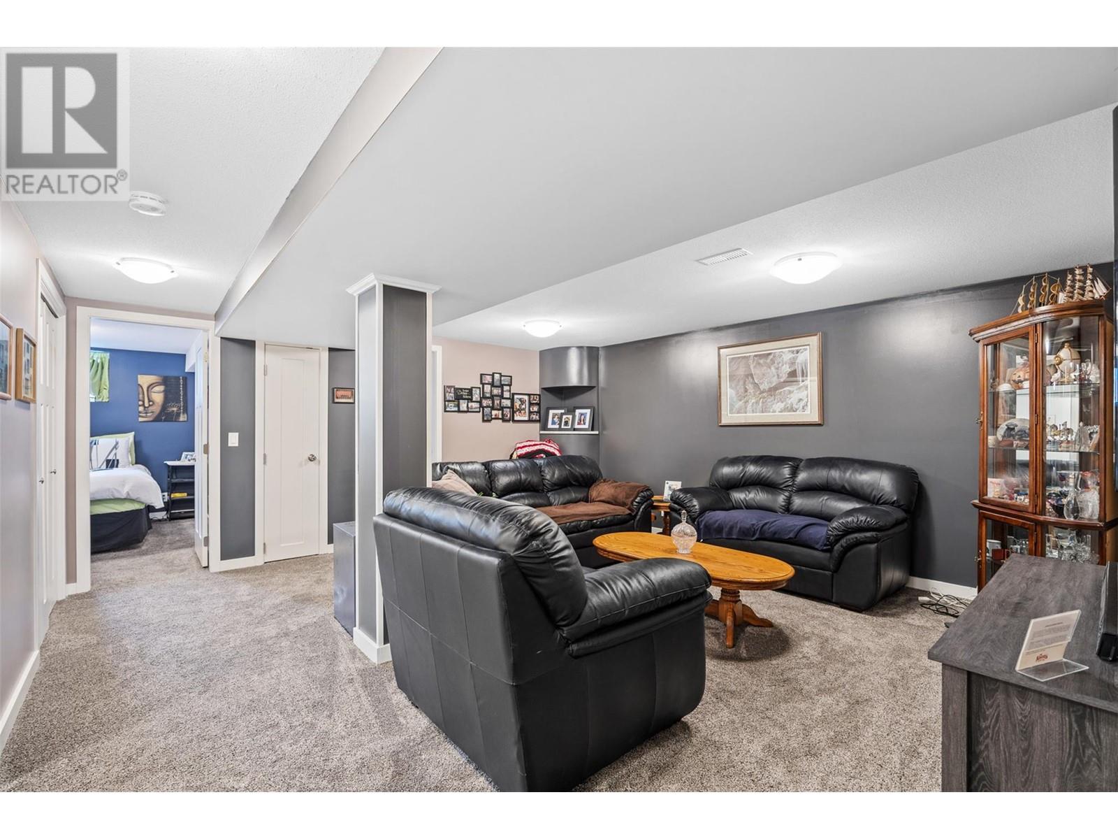 2015 Valleyview Drive, Kamloops