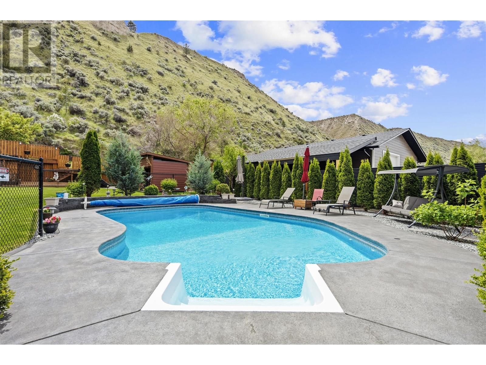 2015 Valleyview Drive, Kamloops