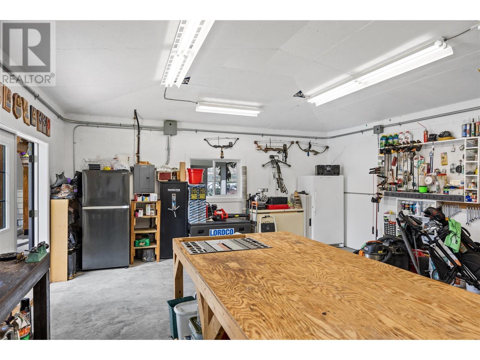 2015 Valleyview Drive, Kamloops
