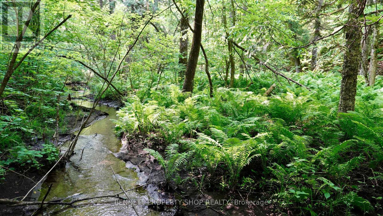 Photo 33 of 33 Burton Lane, Horton ON