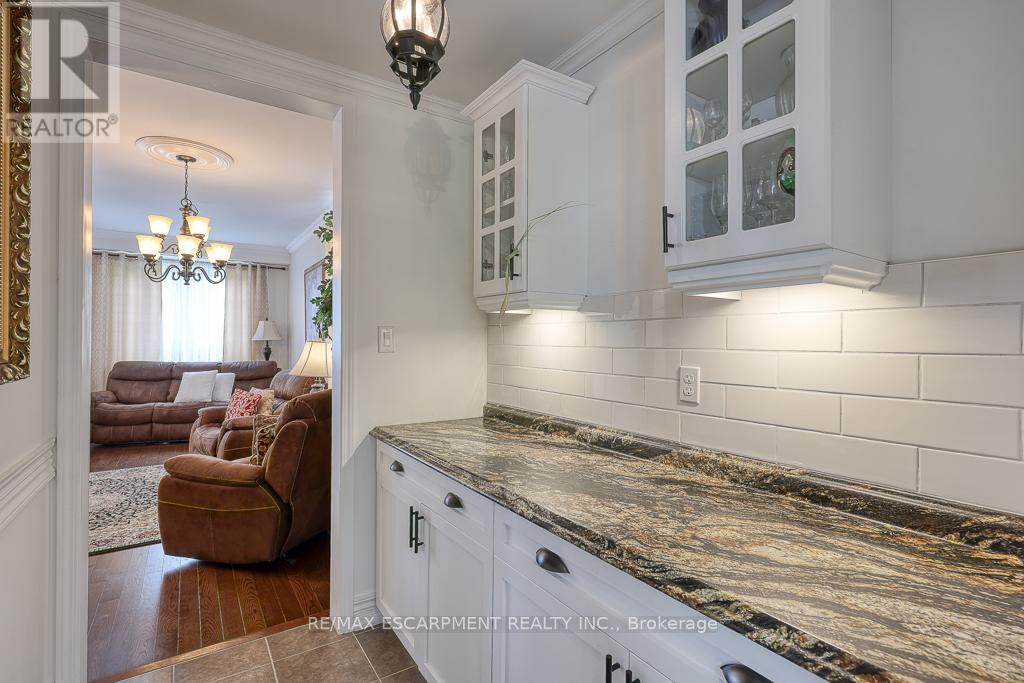 Photo 37 of 37 Lambert Crescent, Brantford ON