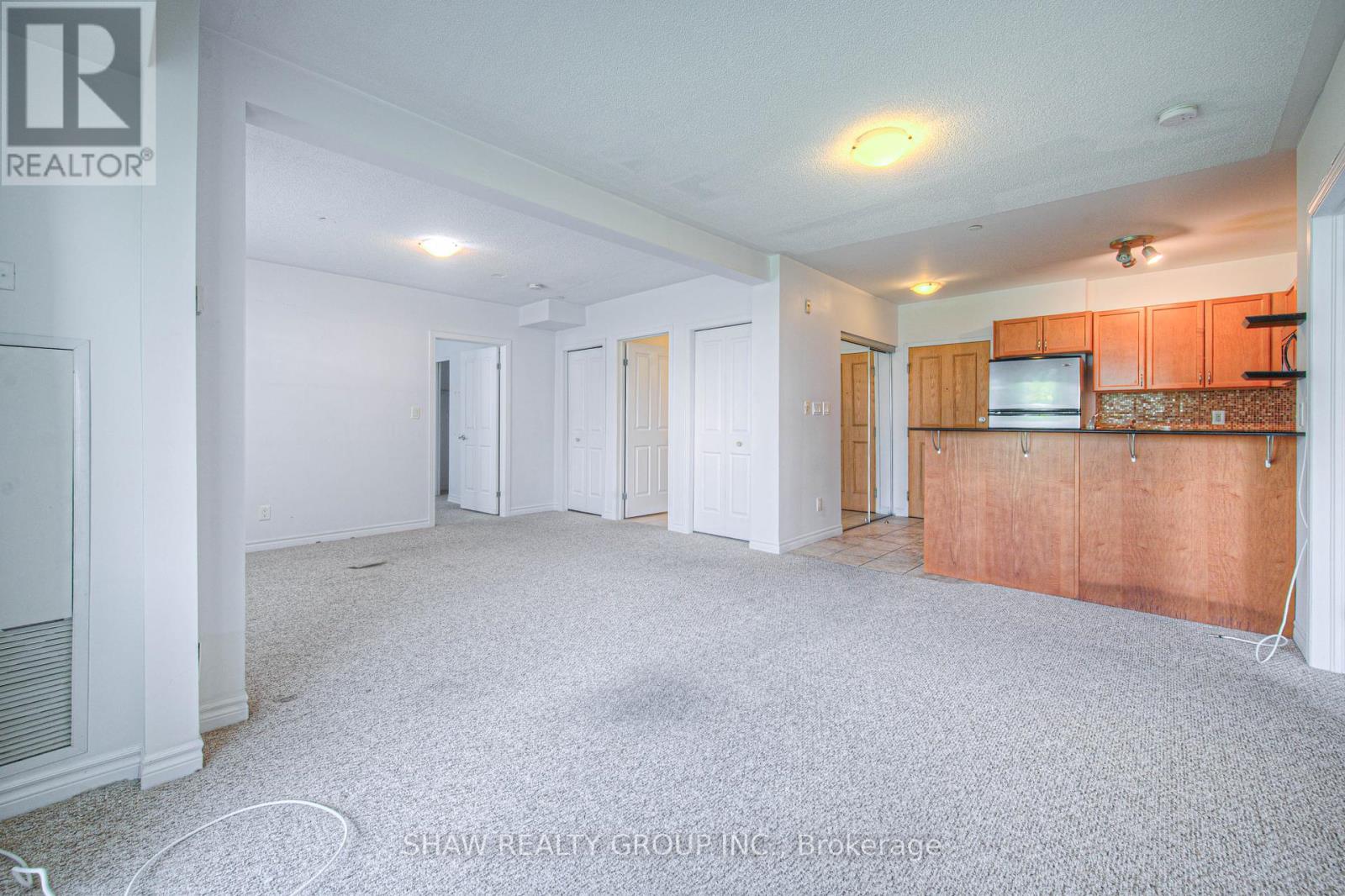 Photo 21 of 104 8 Harris Street, Cambridge ON