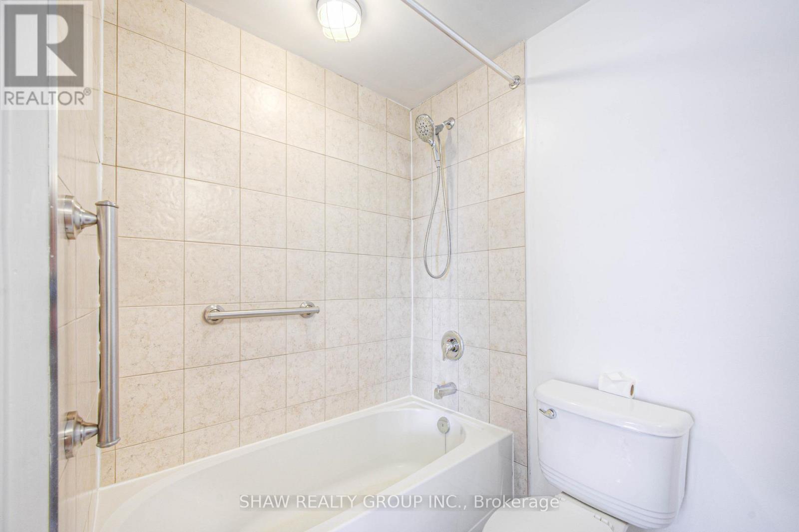 Photo 28 of 104 8 Harris Street, Cambridge ON