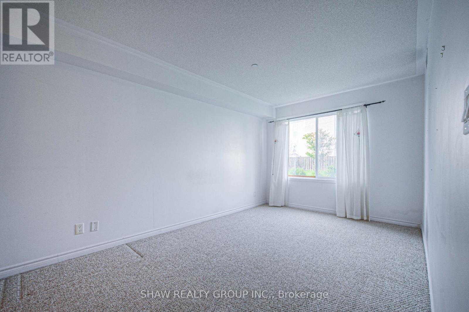 Photo 31 of 104 8 Harris Street, Cambridge ON