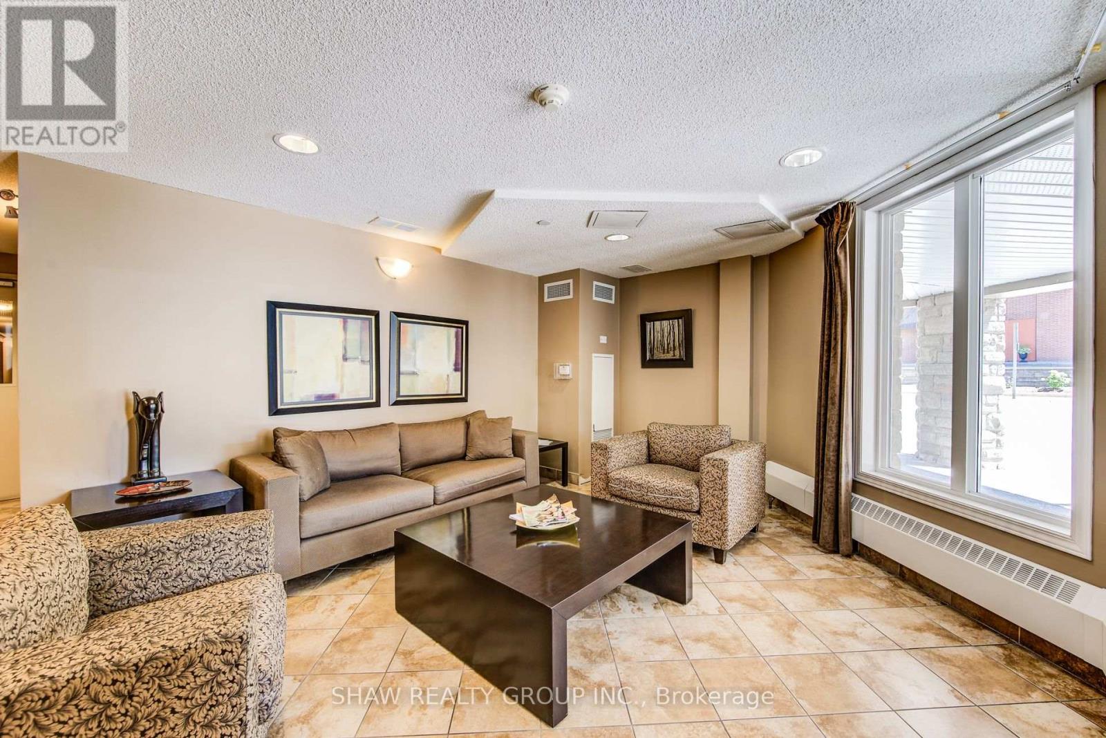 Photo 6 of 104 8 Harris Street, Cambridge ON