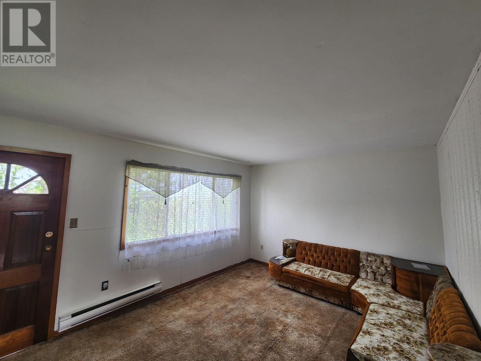 1610 Selkirk Road - 15