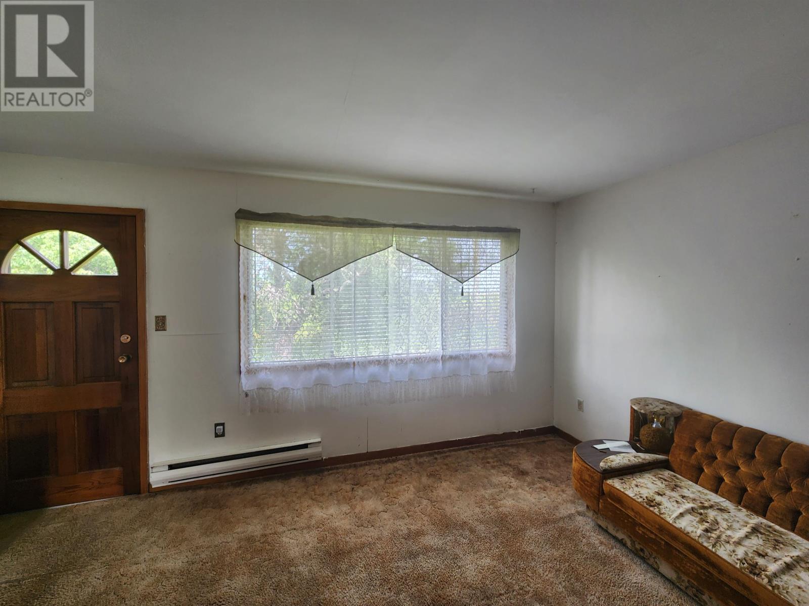 1610 Selkirk Road - 17