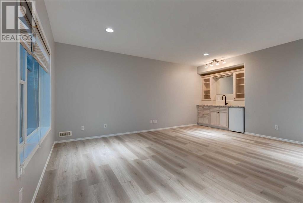 Single Family House Bungalow for Sale in  Discovery Ridge Park SW Discovery Ridge Calgary 