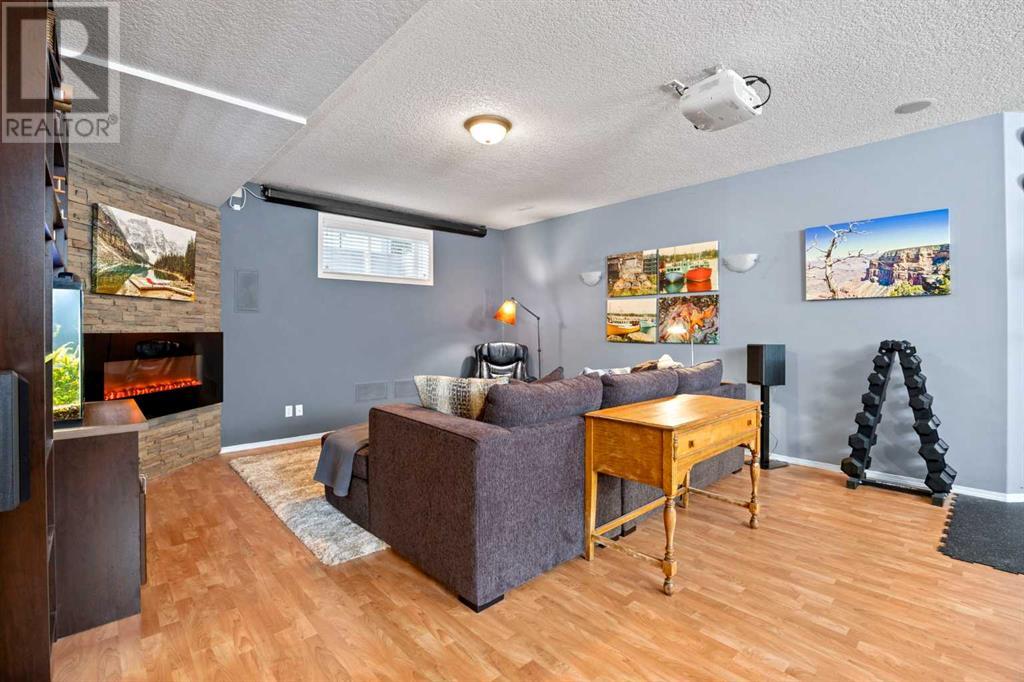 Single Family House for Sale in  Discovery Ridge Crescent SW Discovery Ridge Calgary 