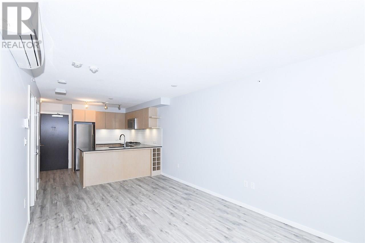 Photo 7 of 810 7788 Ackroyd Road, Richmond BC