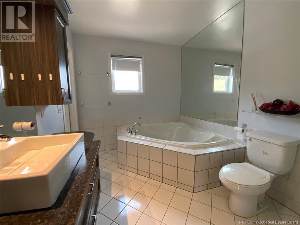33 THIBAUDEAU AVENUE - 14