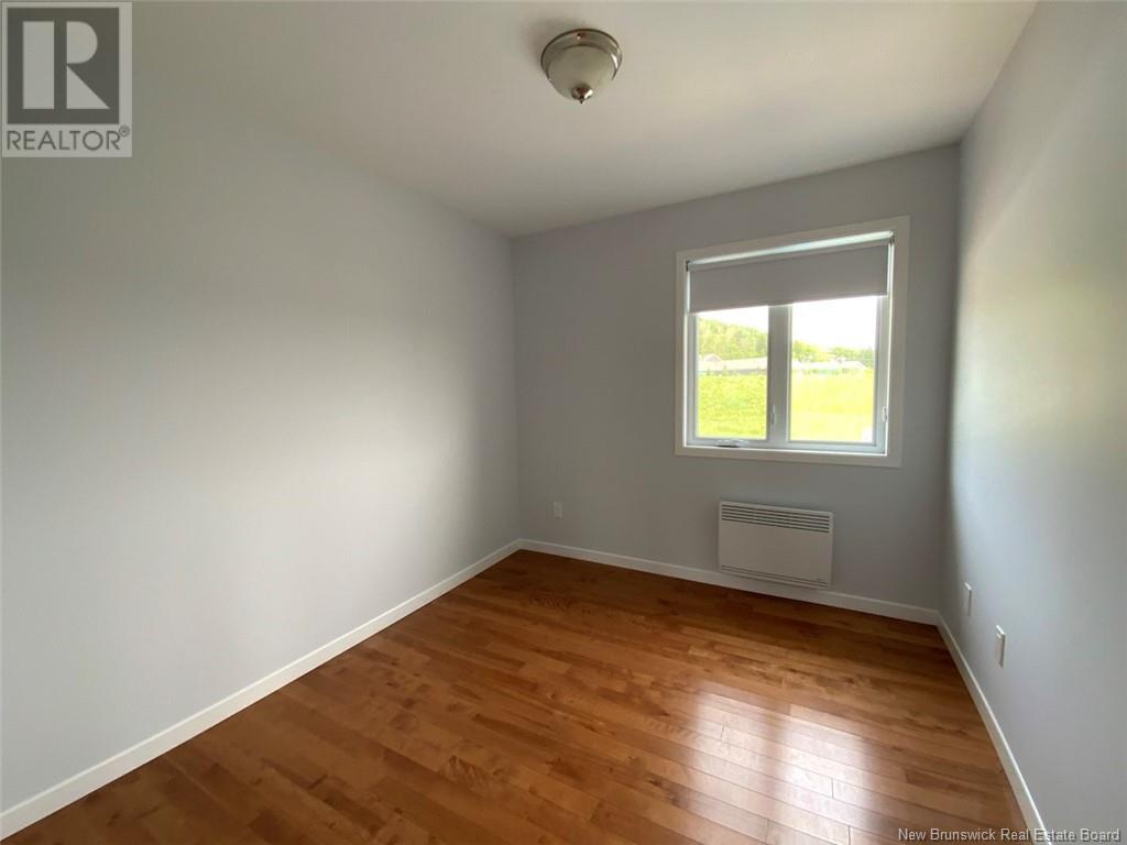 33 THIBAUDEAU AVENUE - 16