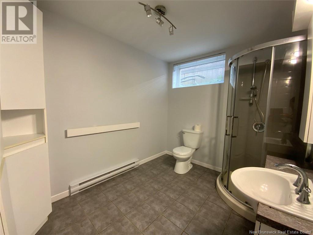 33 THIBAUDEAU AVENUE - 22