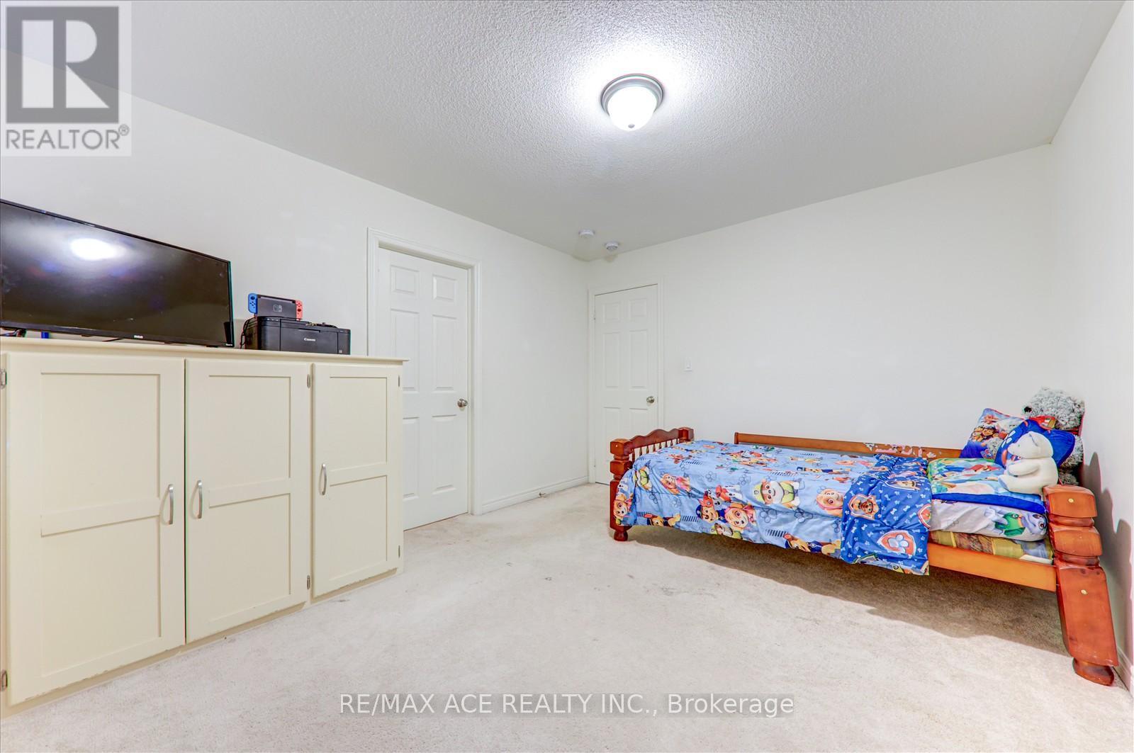 Photo 26 of 5 Turner Drive, New Tecumseth ON