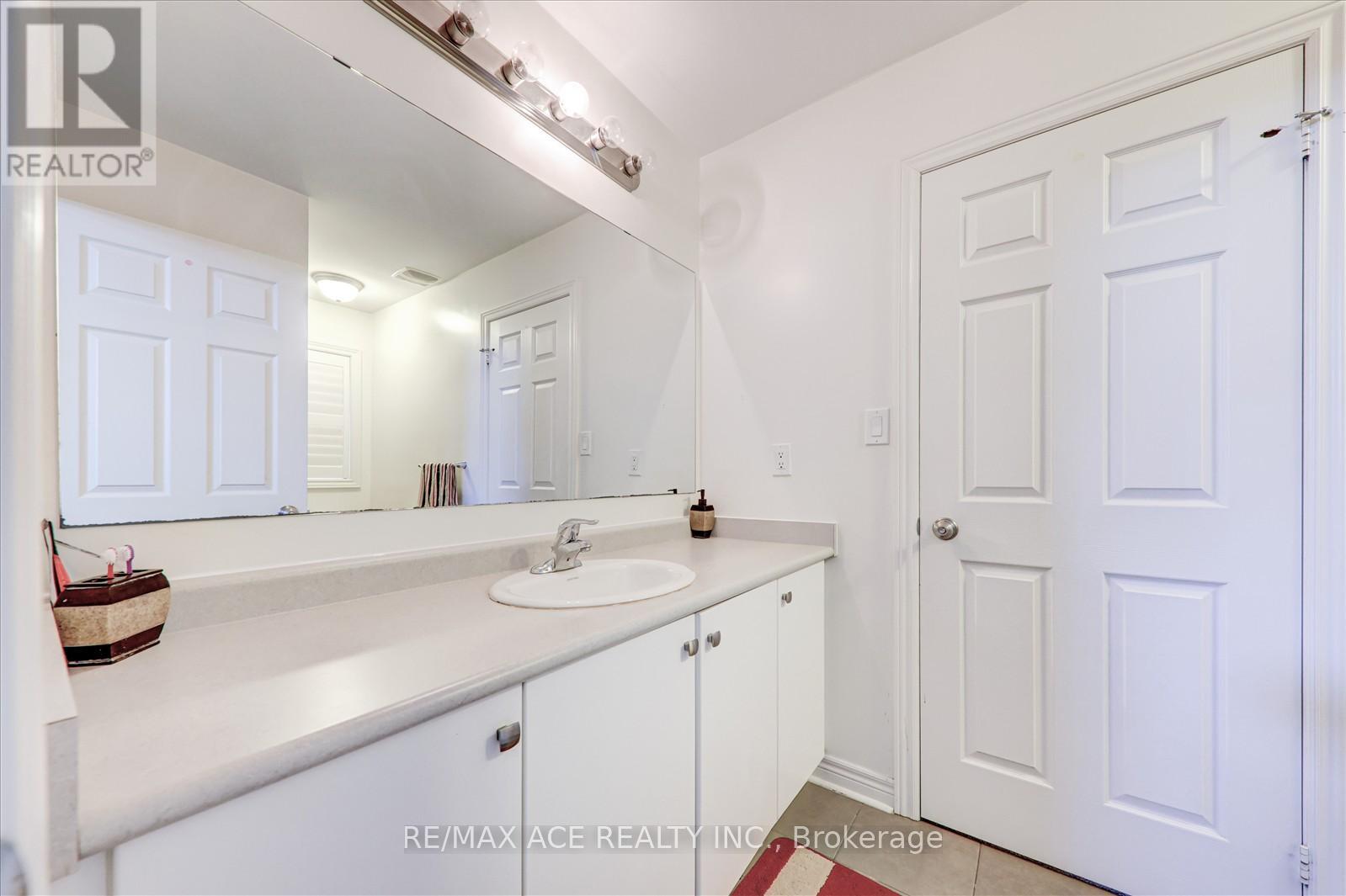 Photo 27 of 5 Turner Drive, New Tecumseth ON