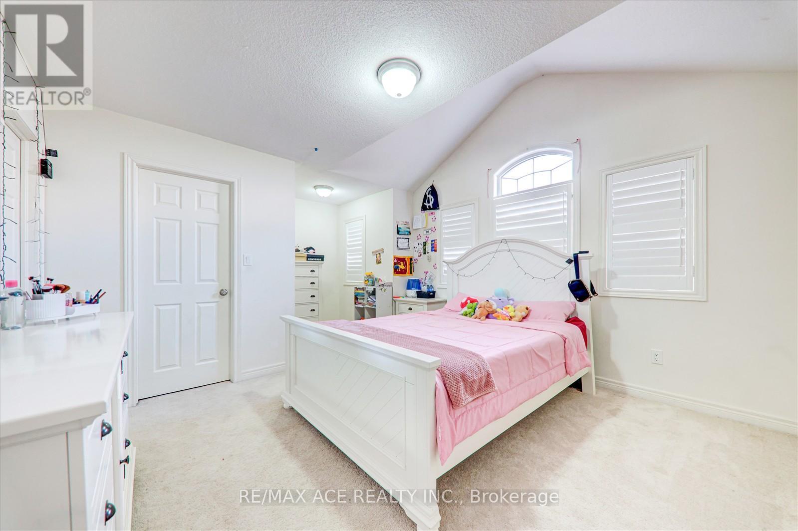 Photo 29 of 5 Turner Drive, New Tecumseth ON