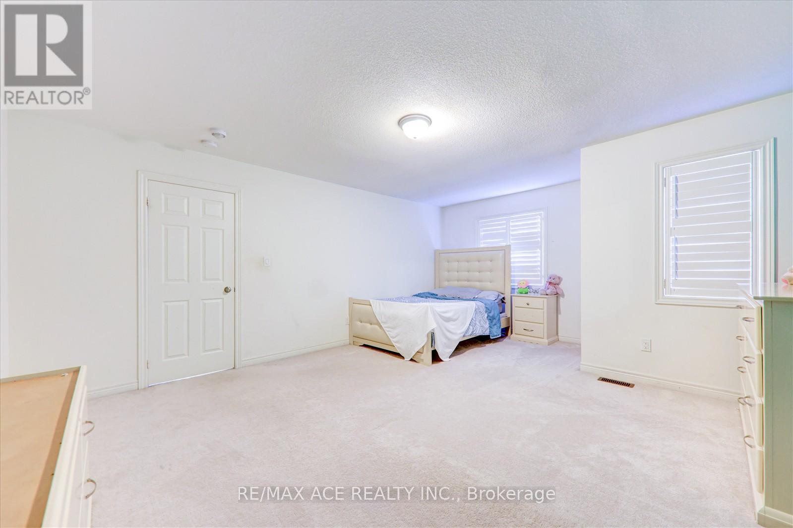 Photo 32 of 5 Turner Drive, New Tecumseth ON