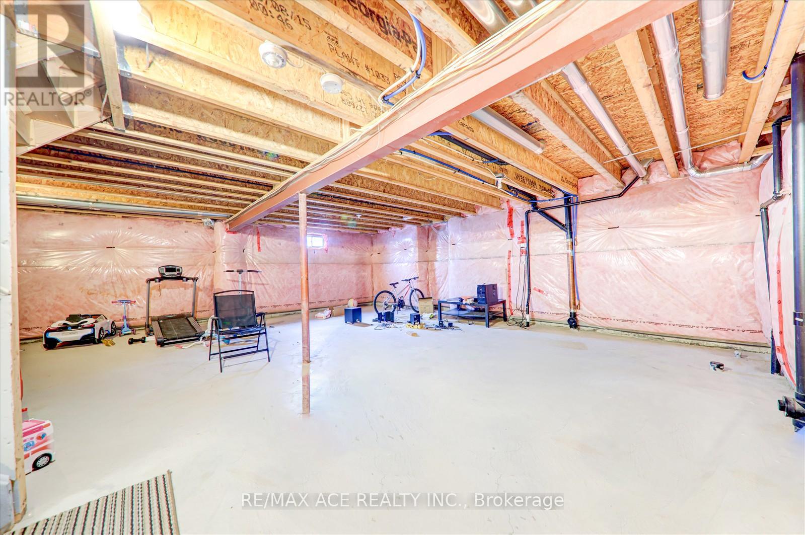 Photo 34 of 5 Turner Drive, New Tecumseth ON