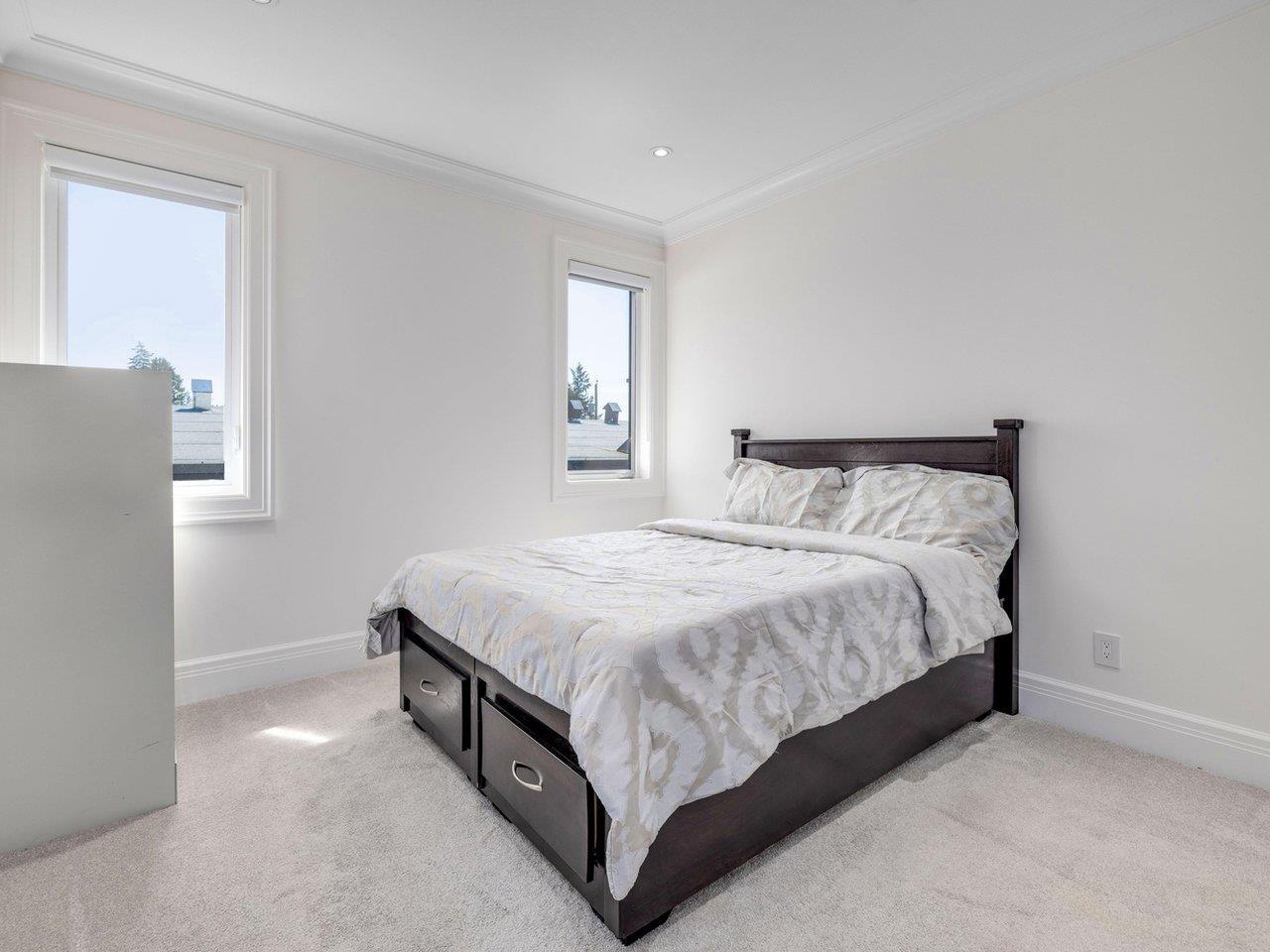 Photo 30 of 14237 Vine Avenue, Surrey BC