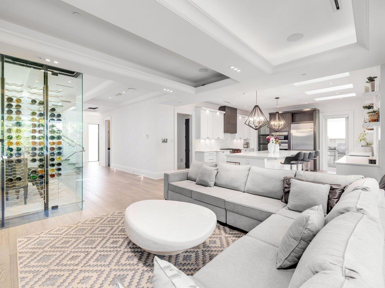 Photo 9 of 14237 Vine Avenue, Surrey BC