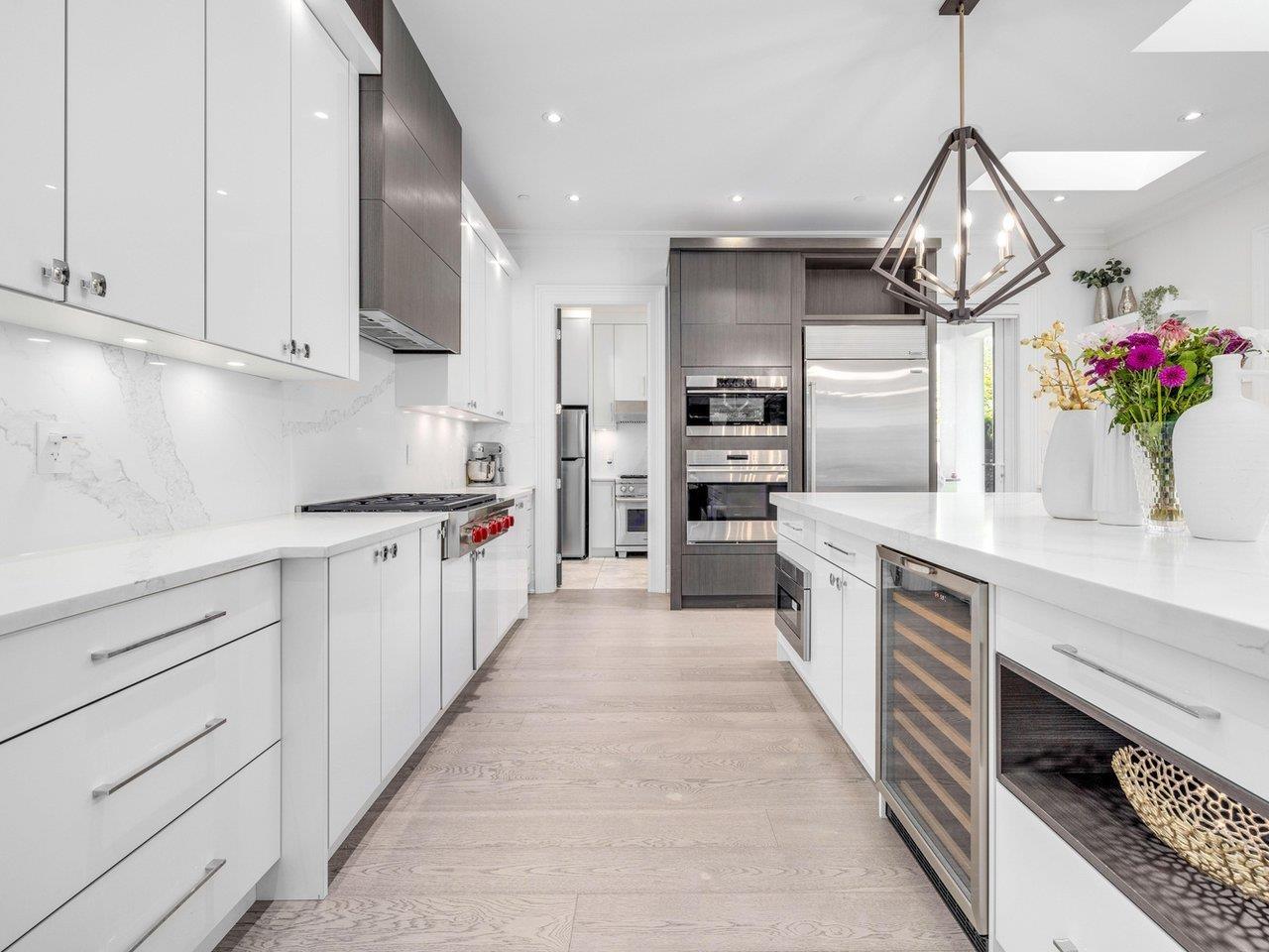 Photo 10 of 14237 Vine Avenue, Surrey BC