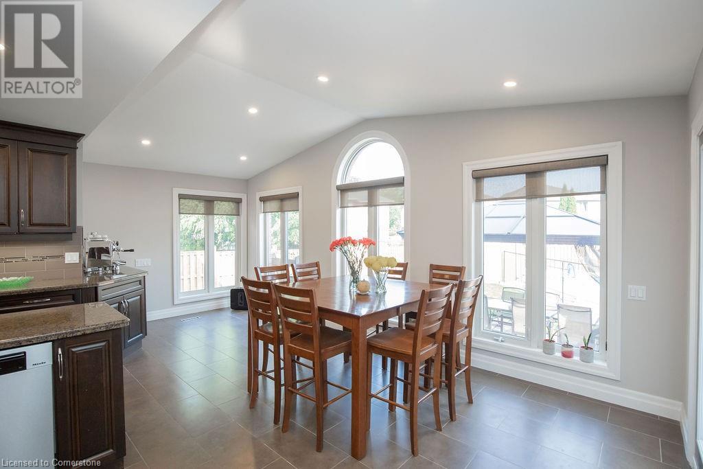 Photo 21 of 177 Claudette Gate, Hamilton ON