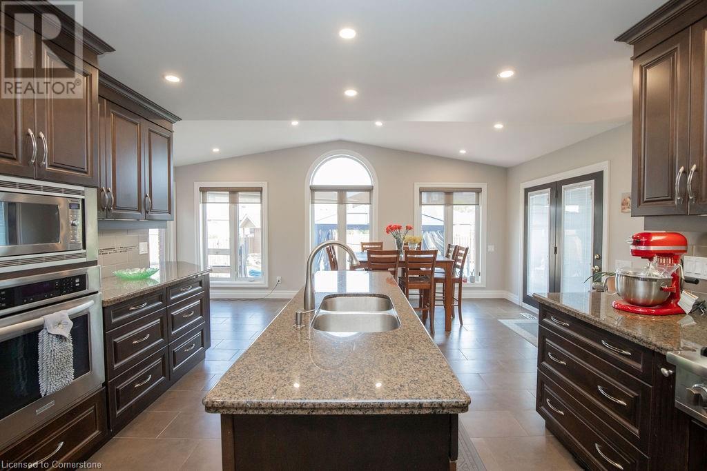Photo 18 of 177 Claudette Gate, Hamilton ON
