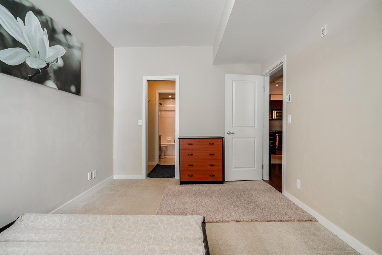 Photo 13 of 115 10499 University Drive, Surrey BC
