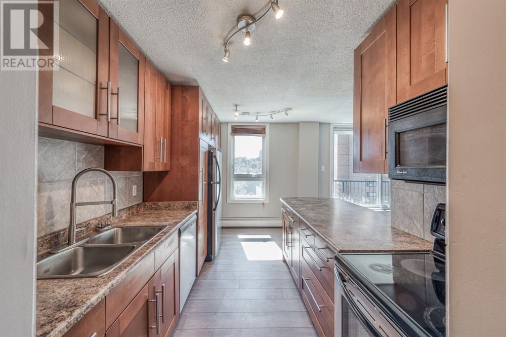 Single Family House for Sale in    Avenue SW Beltline Calgary 