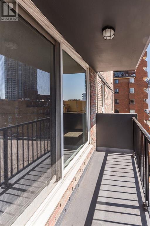 Single Family House for Sale in    Avenue SW Beltline Calgary 