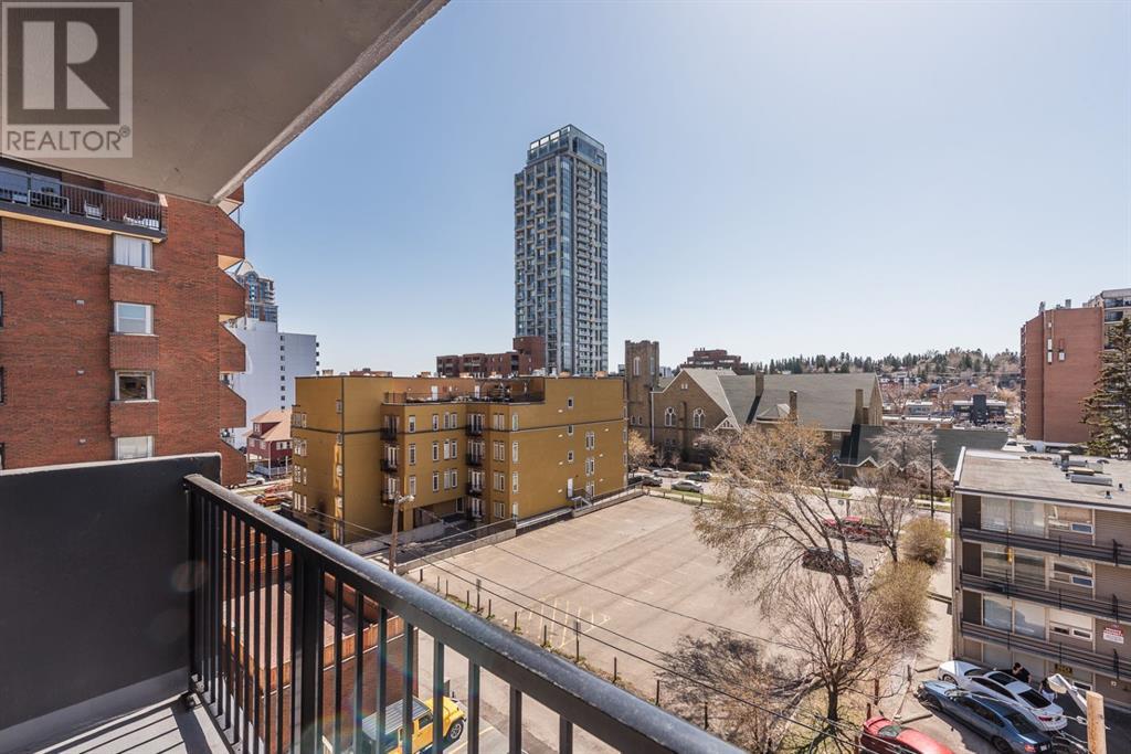 Single Family House for Sale in    Avenue SW Beltline Calgary 